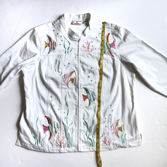 Quacker Factory Embroidered Jacket 1X White Fish Sea Life Tropical Beach Sequins - Picture 13 of 16